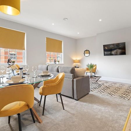 Whiskawaystays - Victoria House - Apartment 6 Устър Екстериор снимка