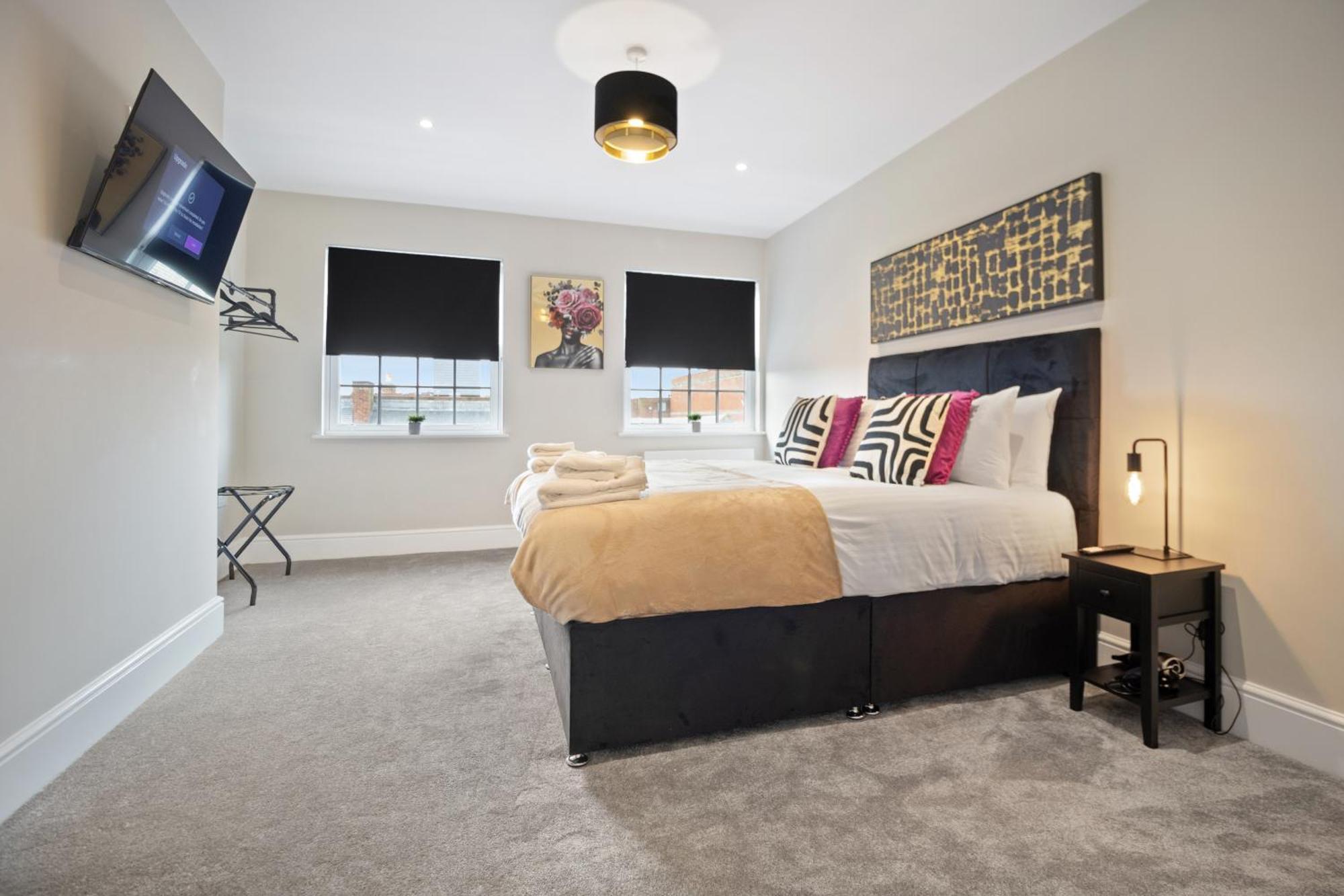 Whiskawaystays - Victoria House - Apartment 6 Устър Екстериор снимка