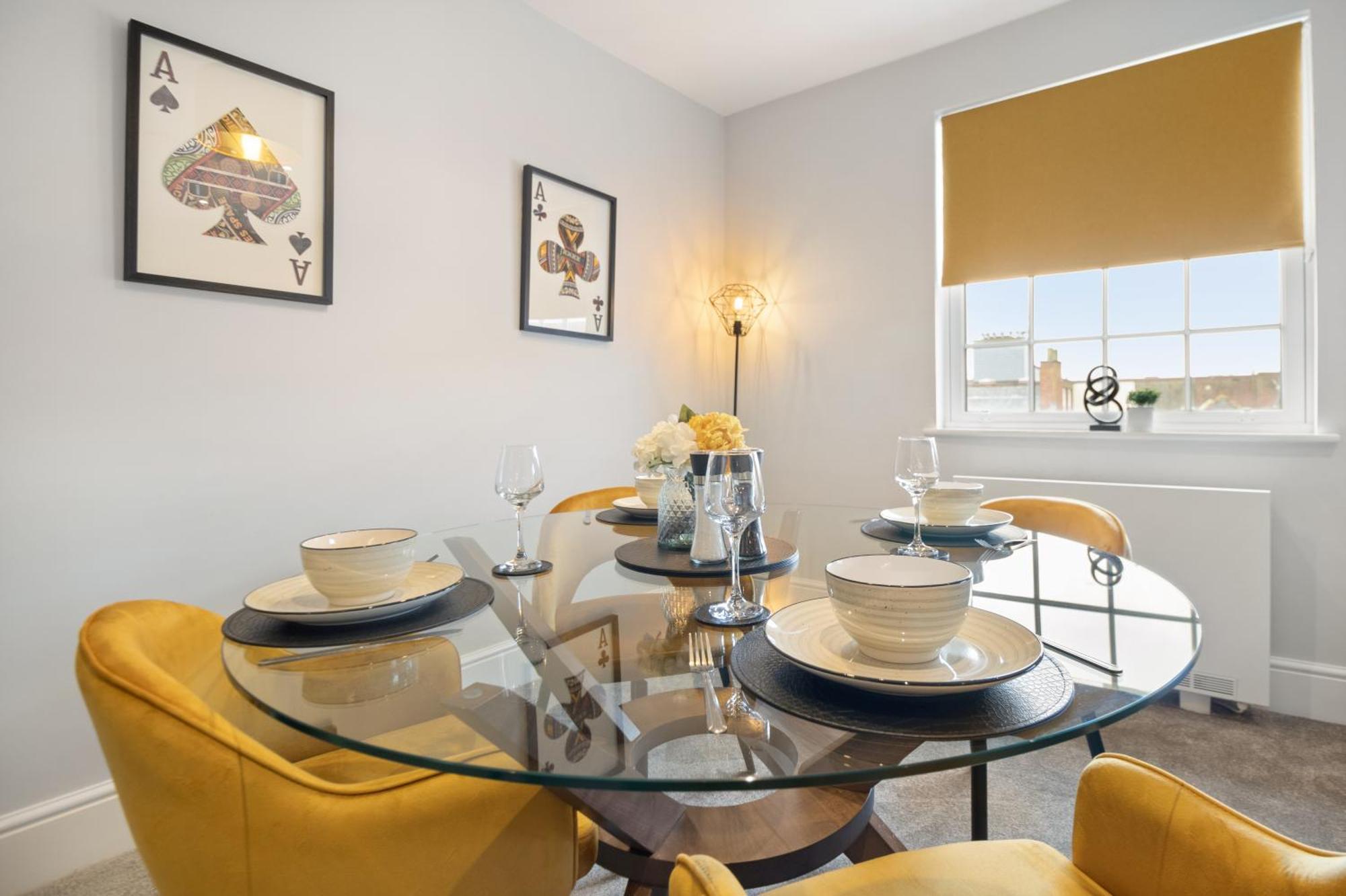 Whiskawaystays - Victoria House - Apartment 6 Устър Екстериор снимка