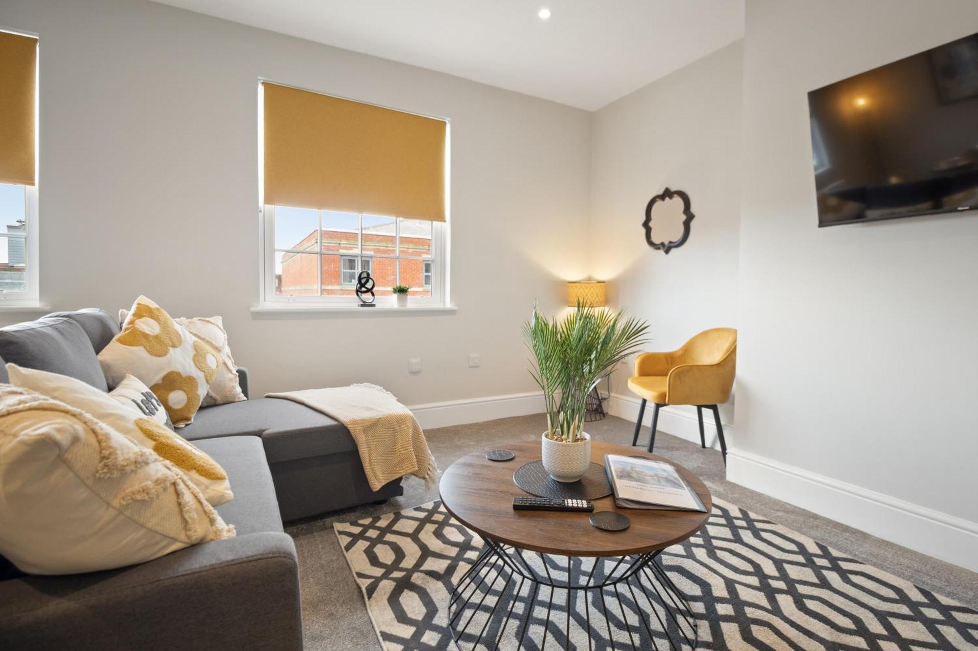 Whiskawaystays - Victoria House - Apartment 6 Устър Екстериор снимка