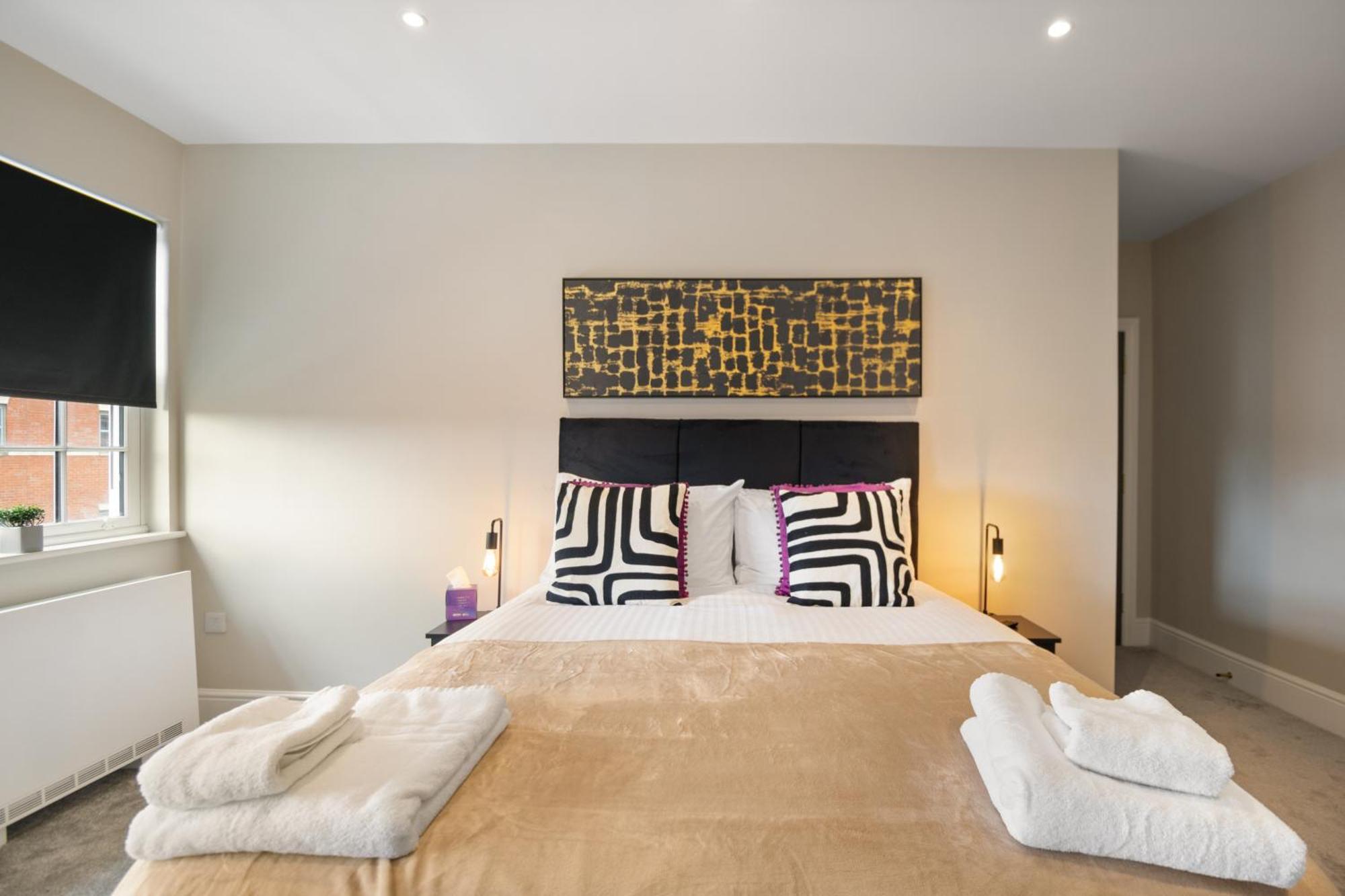Whiskawaystays - Victoria House - Apartment 6 Устър Екстериор снимка